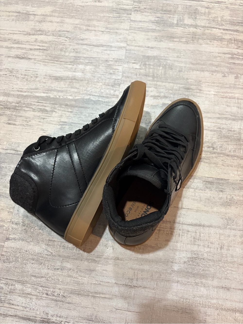 Sonoma Black High-Top Boots with Gum Sole